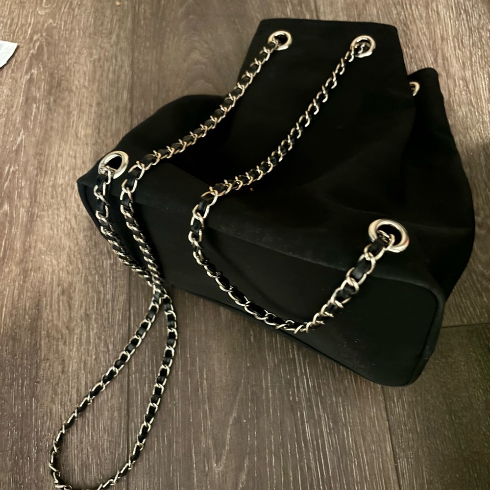 Chain Small Drawstring Backpack Bucket - image 1